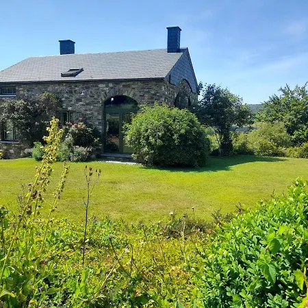 Au Bout Du Village